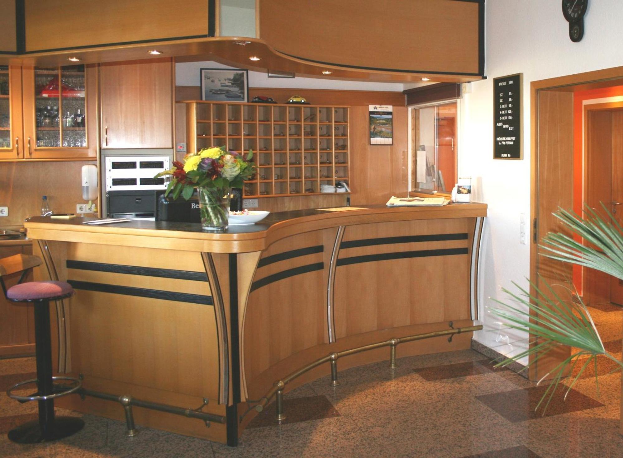 Hotel Parqeo Im A66 Gelnhausen Kültér fotó