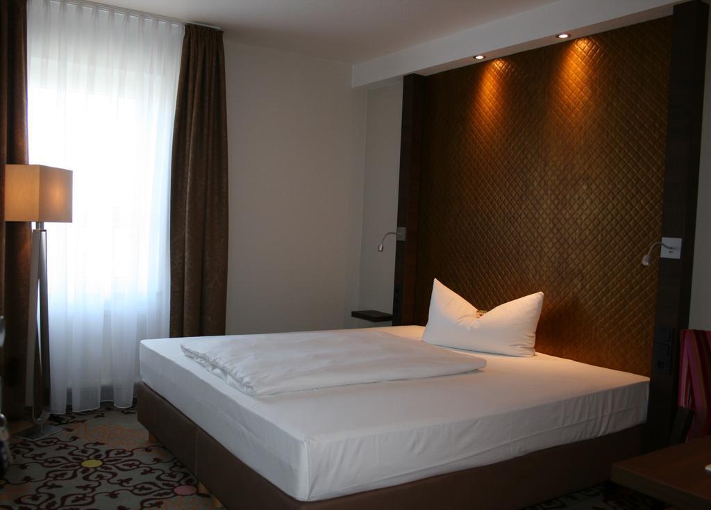 Hotel Parqeo Im A66 Gelnhausen Kültér fotó