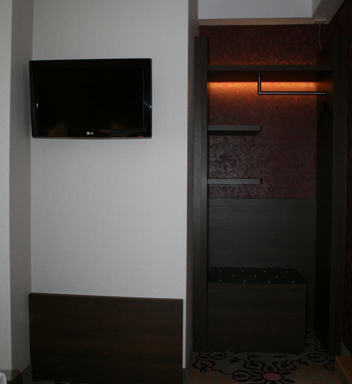 Hotel Parqeo Im A66 Gelnhausen Kültér fotó