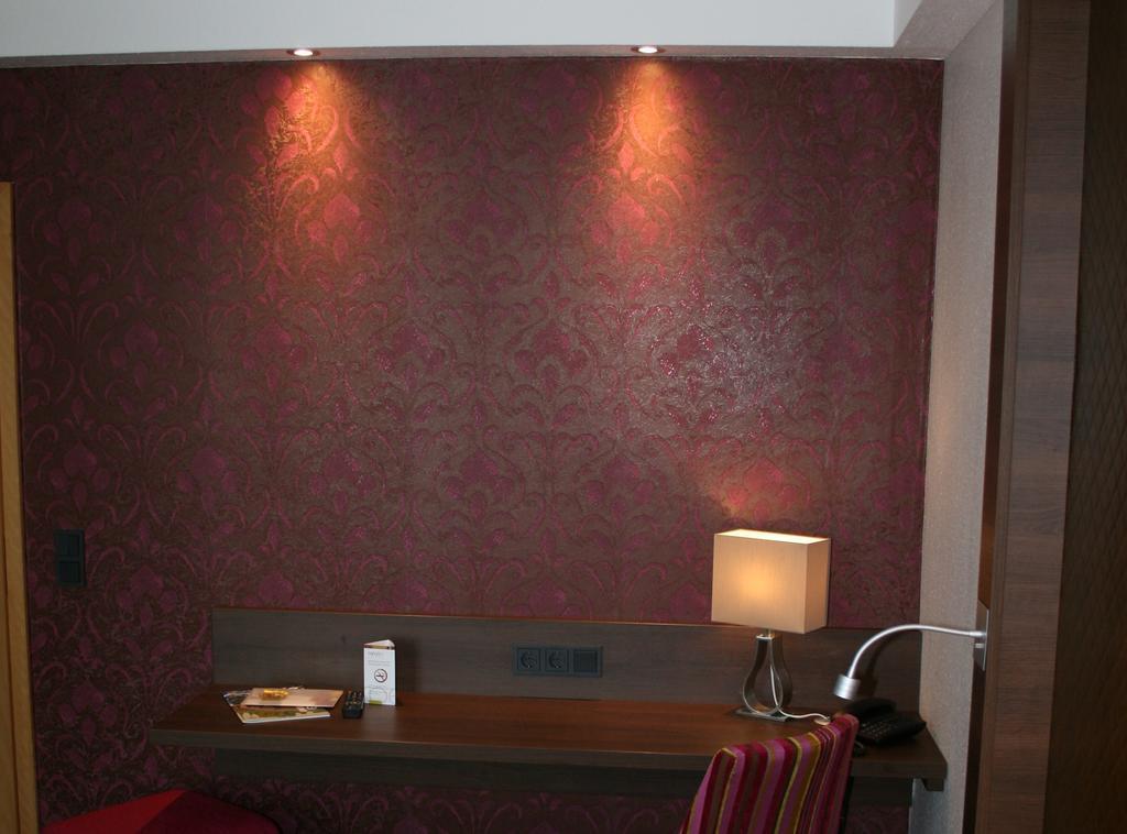 Hotel Parqeo Im A66 Gelnhausen Kültér fotó