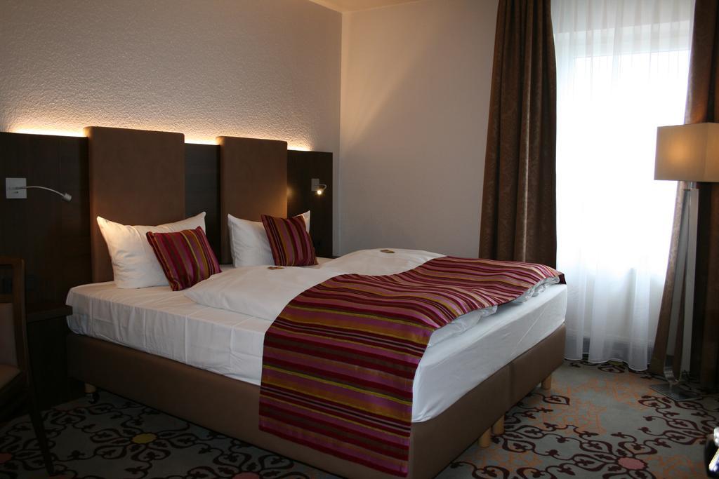 Hotel Parqeo Im A66 Gelnhausen Kültér fotó